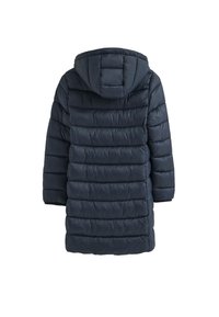 Mörkblå puffjacka med huva, med horisontell quiltning, långa ärmar och medellång design. Slät textur.