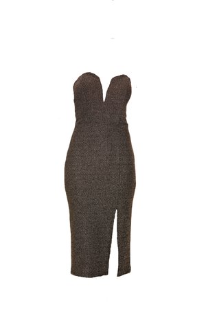 Schwarzes, trägerloses, figurbetontes Kleid mit Herzausschnitt und hohem Schlitz auf der rechten Seite, gefertigt aus strukturiertem Stoff.