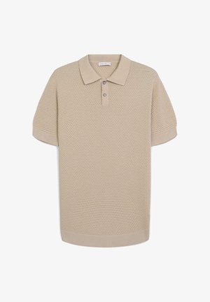 Polo à manches courtes en tricot beige texturé, avec un col côtelé, une patte de boutonnage à trois boutons, ainsi qu'un ourlet et des poignets côtelés.