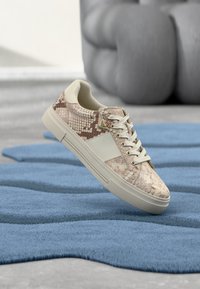 Non sélectionné, brown/multi-coloured