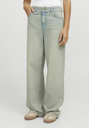 Straight leg jeans - light blue denim