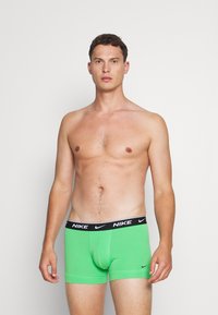 Nike Underwear TRUNK 3 PACK - Cuecas boxer - obsidian/green spark