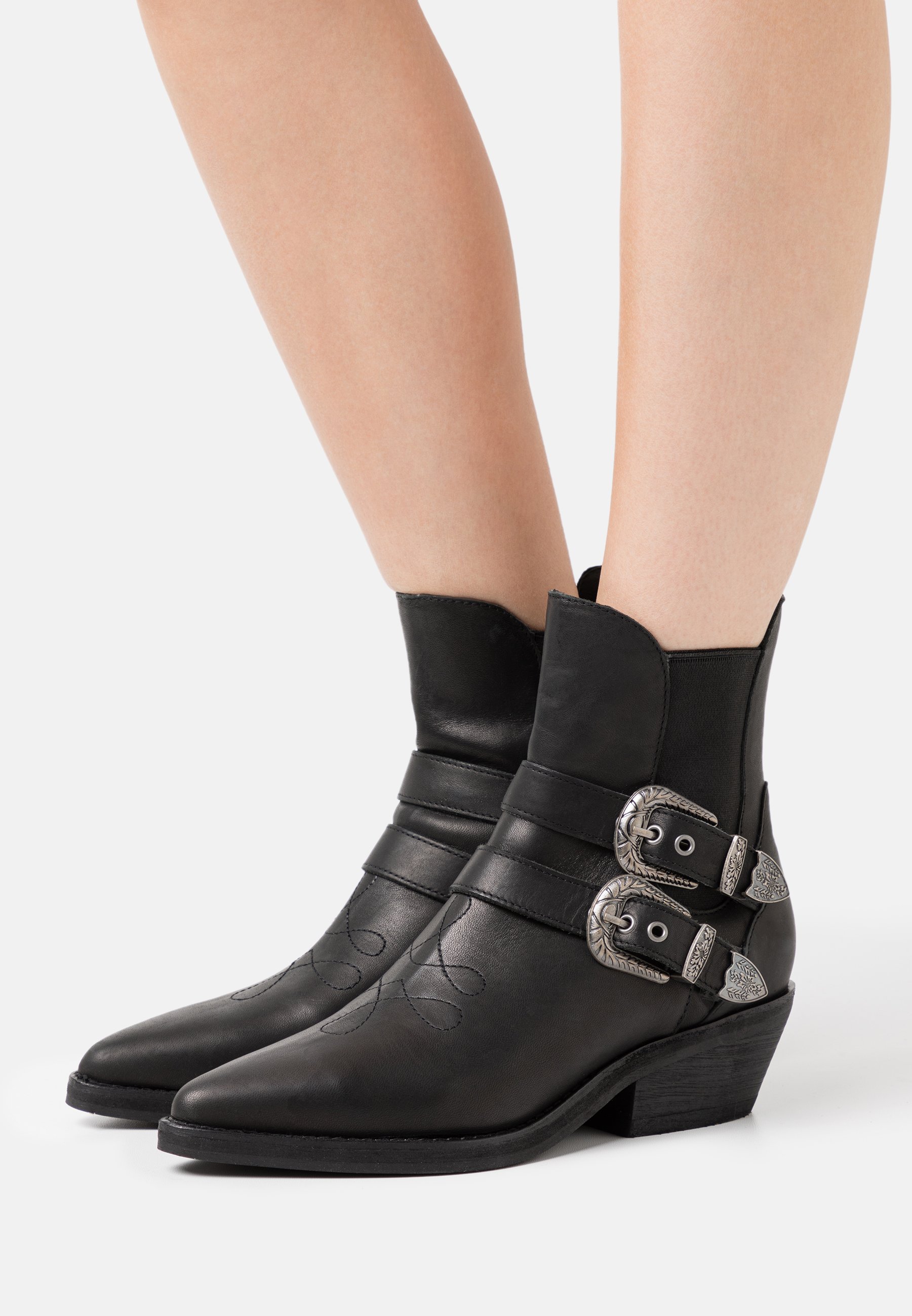 buckle boots uk