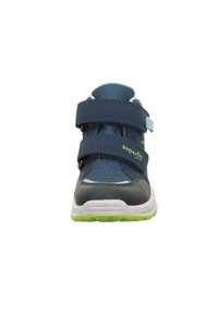 Sneaker per bambini blu e grigio con suola verde lime e doppie fibbie a Velcro, vista frontale.