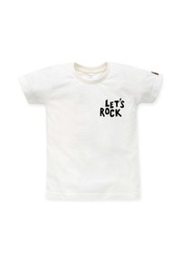 Valkoinen puuvillapaita lyhyillä hihoilla, jossa on musta graafinen teksti "LET'S ROCK" edessä ja pieni etiketti hihassa.