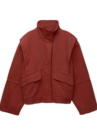 Veste couleur rouille en tissu de coton, dotée d'un col montant, de deux grandes poches frontales et d'une coupe courte avec des manches larges.