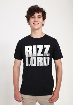 - T-shirt z nadrukiem