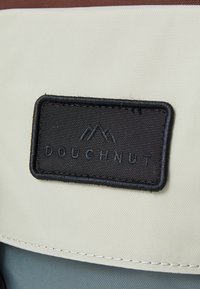 Doughnut MACAROON GO WILD SERIES BACKPACK UNISEX - Tagesrucksack - grey/brown