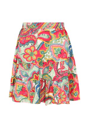 Kolorowa spódnica do kolan z warstwowymi falbanami oraz dużymi kwiatowymi i paisley wzorami w kolorach czerwonym, żółtym, zielonym i niebieskim na białym tle.