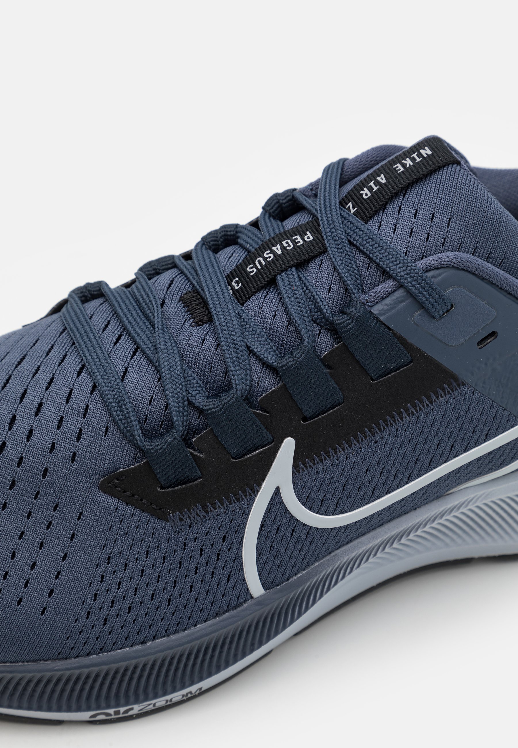 AIR ZOOM PEGASUS 38 - Hardloopschoenen neutraal - thunder blue/wolf grey/black/dark obsidian AIR ZOOM PEGASUS 38 - Hardloopschoenen neutraal - thunder blue/wolf grey/black/dark obsidian