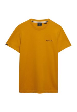 Mosterdgele T-shirt met korte mouwen en ronde hals, met een klein "Superdry&Co" logo op de linkerborst en een label op de linkermouw.