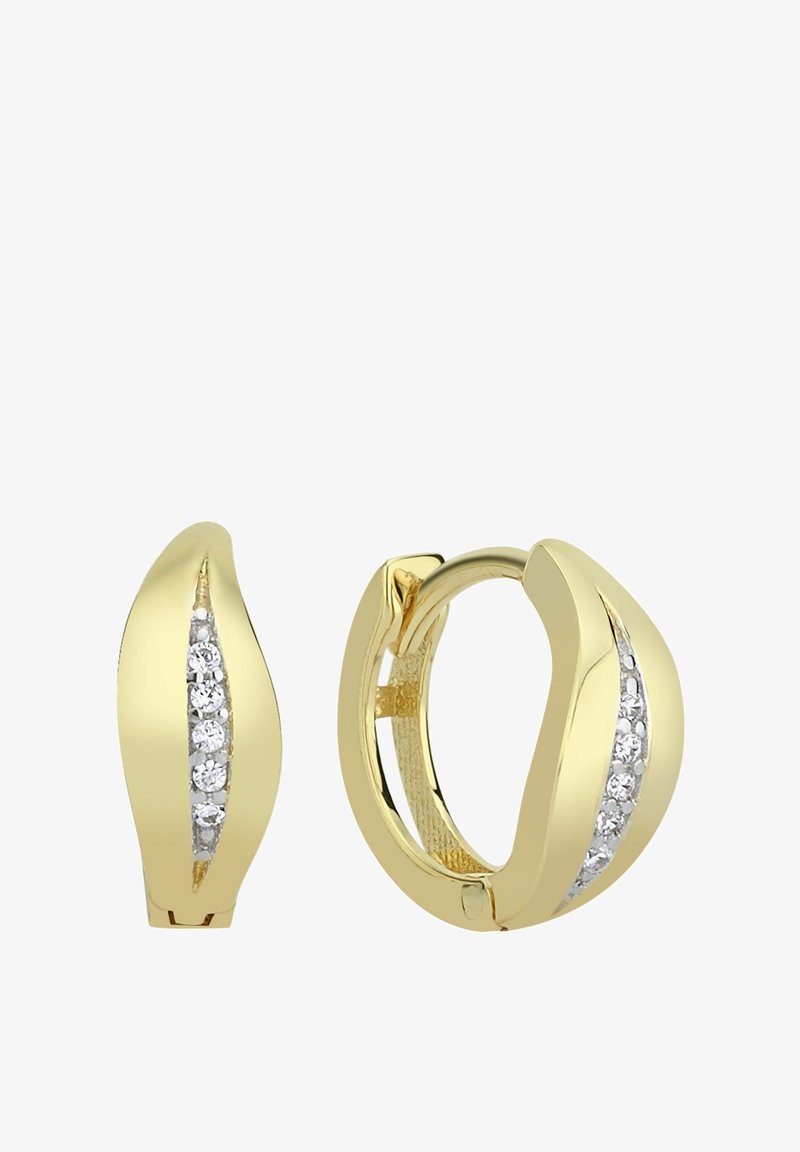 Boucles d'oreilles créoles en or en forme de feuille, avec une rangée de petites pierres précieuses claires le long d'un côté. Texture lisse et finition polie.