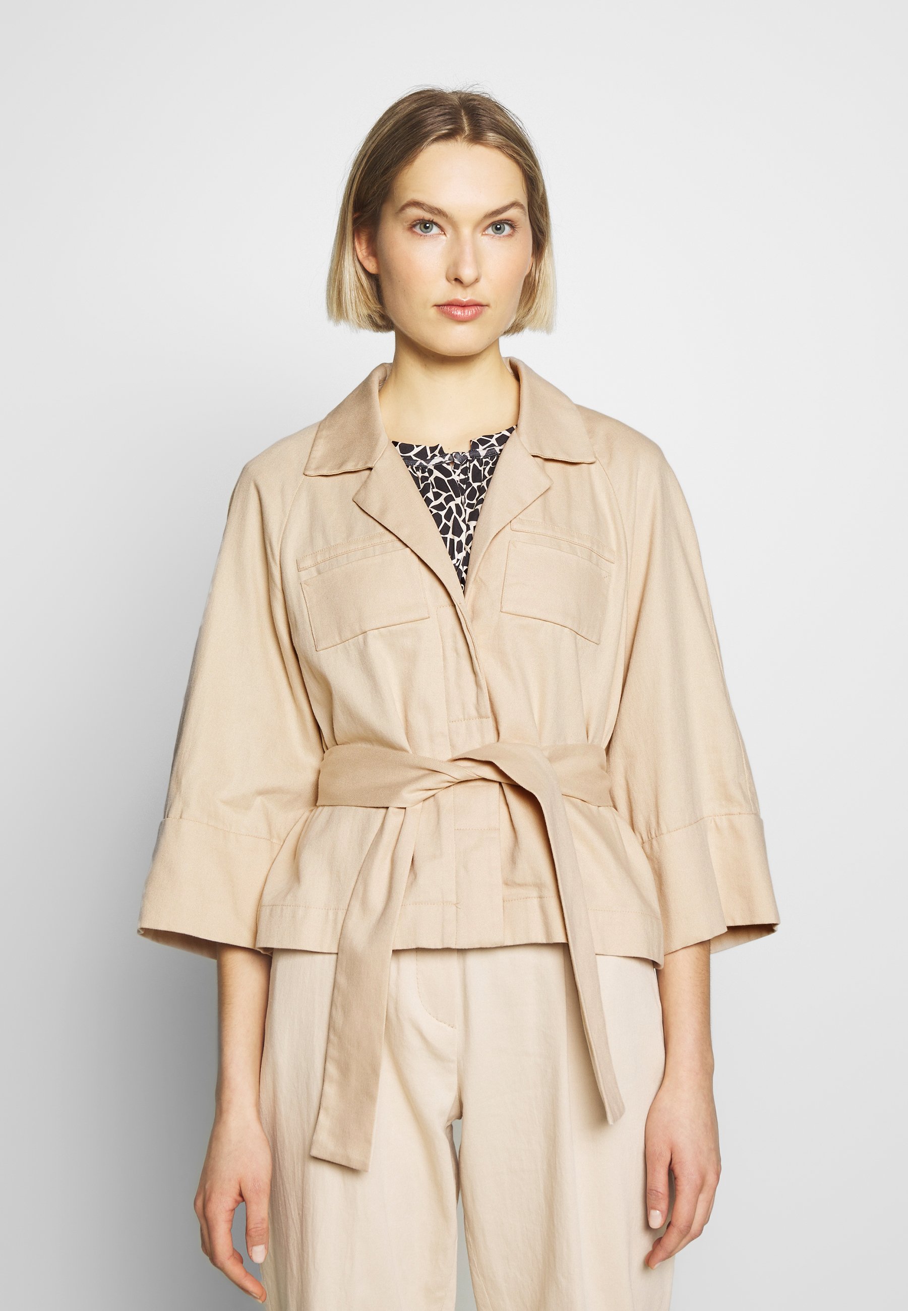 RIANI Lett jakke pale almond Zalando.no RIANI Lett jakke - pale almond