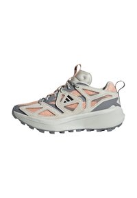 Vald, powder coral   core black   orbit grey