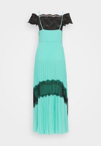 Un vestido plisado color teal con un corpiño ajustado y un detalle de encaje negro fuera de los hombros, con tirantes finos y una silueta fluida.