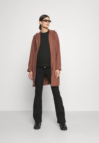 ONLY MATERNITY OLMEMMA HIGH NECK - Langærmet T-shirt - black