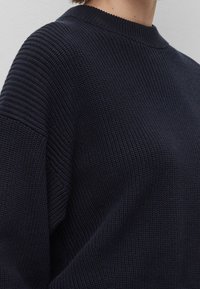 BOSS Stickad tröja - blue