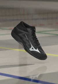 Δεν επιλέχθηκε, black/white/ultimate gray