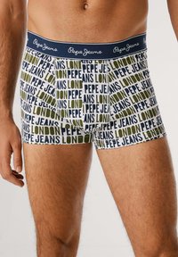 Boxershorts aus weißem Stoff mit einem wiederholten Druck von "Pepe Jeans" und "London" in Marineblau und Grün. Elastischer Bund mit Logo.