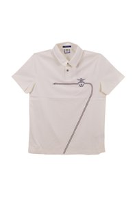 Polo bianco in cotone, con design semplice caratterizzato da una linea a zig zag rossa e blu navy e un logo sul lato sinistro.