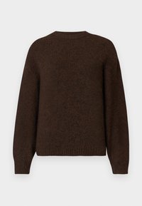 Bruine gebreide trui met lange mouwen, ronde halslijn en een zachte textuur. Heeft een losse pasvorm en geribbelde manchetten en zoom.