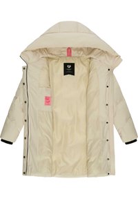 Vadderad krämfärgad parka med huva, rosa detaljer och foder. Har tryckknappar, en logomärke och en ficka med en rosa etikett.