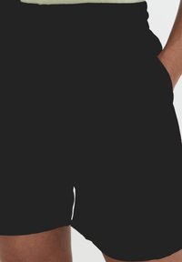 b.young BYDANTA - Shorts - black