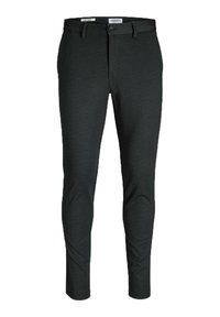 Pánské černé slim-fit kalhoty s poutky na opasek, knoflíkovým zapínáním a dvěma předními kapsami, vystavené na bílém pozadí.