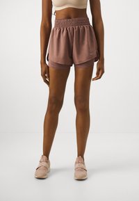 Nike Performance ONE - Dubbla shorts - smokey mauve/silver