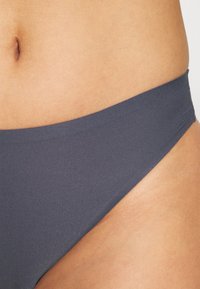 Chantelle THONG - Tanga - gris