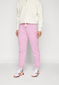 Reebok - IDENTITY FRENCH TERRY PANTS TRACKSUIT BOTTOMS - Tracksuit bottoms - rose Thumbnail Image 1