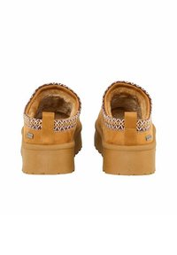 TOM TAILOR LICENCE - Chaussons - cognac