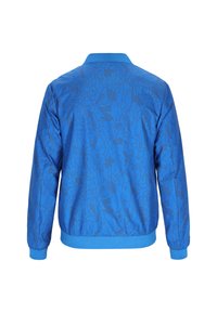 Giacca bomber blu con un motivo grafico testurizzato di colore blu scuro. Presenta polsini e colletto a costine, realizzata in un materiale leggero.