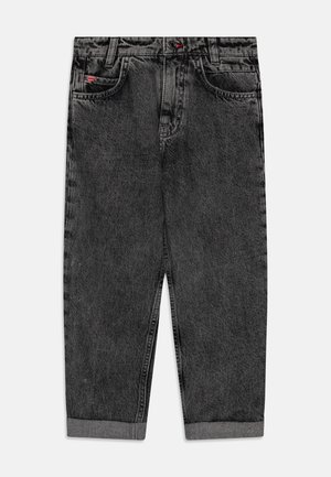 Jeans in denim nero con effetto sbiadito, taglio dritto, orli risvoltati, cinque tasche e una piccola etichetta del marchio sul davanti.