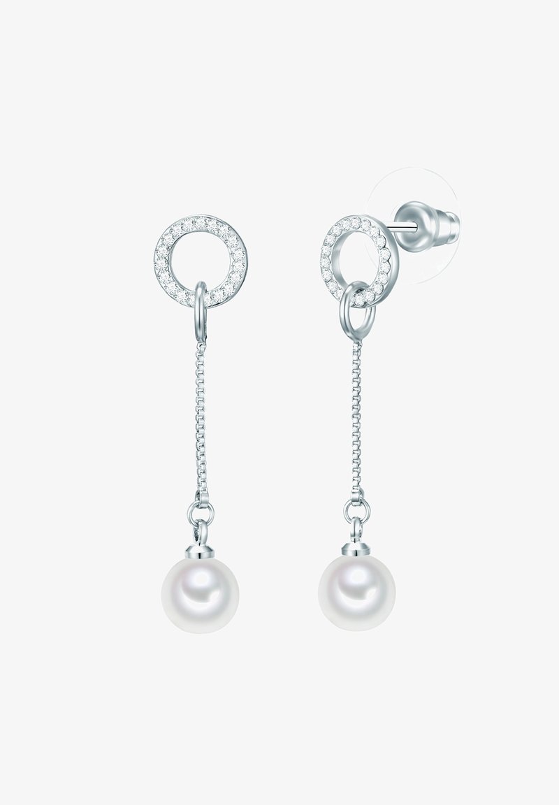 Pendientes de plata con acentos circulares decorados con piedras transparentes, suspendidos por debajo de una delicada cadena, que termina en perlas a juego.