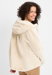 Marie Lund Winterjacke - beige