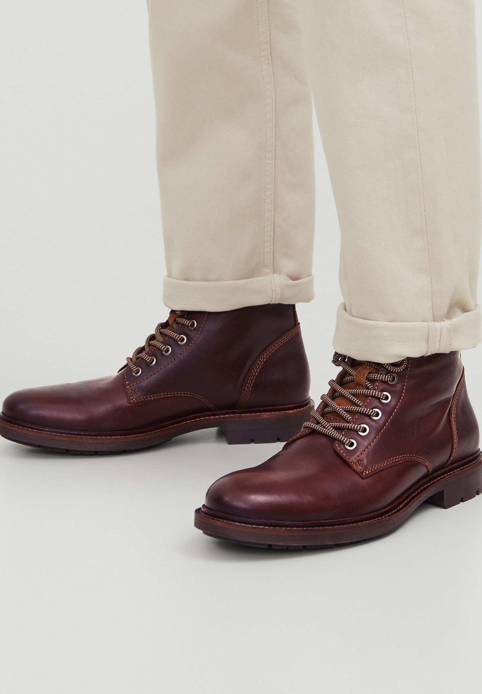 We Chose The Best Jack Jones Mens Jfwrussel Leather Cognac 19 Biker