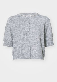 Krátký rukáv, šedý cardigan s texturovaným úpletem, kulatým výstřihem a okrasným límcem. Obsahuje přední knoflíky a žebrované manžety.