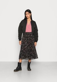 JDY JDYLION LIFE - Blusa - messa rose