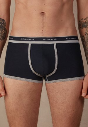 Navyblaue Boxershorts mit grauem elastischen Bund, der das Logo "intimissimi" trägt. Verstärkte Nähte und eine Taschenform sorgen für Unterstützung und Komfort.
