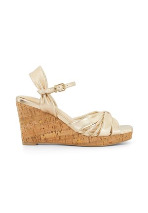 KANDER - Sandalen met plateauzool - gold