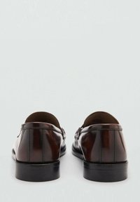 Mango LUISA - Zapatos sin cordones - cognac