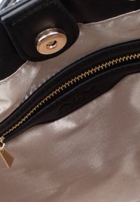 ALV by Alviero Martini Torba na ramię