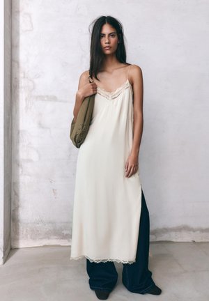 PULL&BEAR Geantă de mână - beige