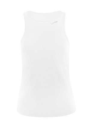 Bílý bezramínkový top z hladkého materiálu, s kulatým výstřihem a nenápadným logem v levém horním rohu. Žádné vzory ani doplňky.