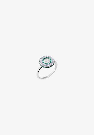 Bague en argent avec un amas rond de petites pierres précieuses blanches, vertes et violet clair disposées en cercles concentriques.