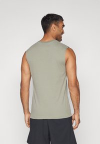 Nike Performance - Top