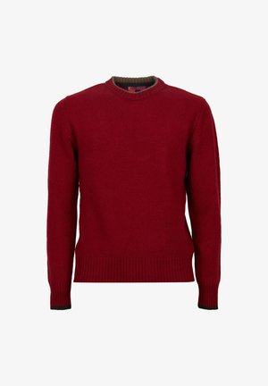 Maglione rosso lavorato a maglia con un classico scollo tondo, polsini e orlo a costine. Presenta un collare interno di colore verde scuro in contrasto. Tessuto morbido.