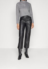 ONLY Trui - mottled grey