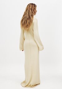 NA-KD Strikkjoler - beige